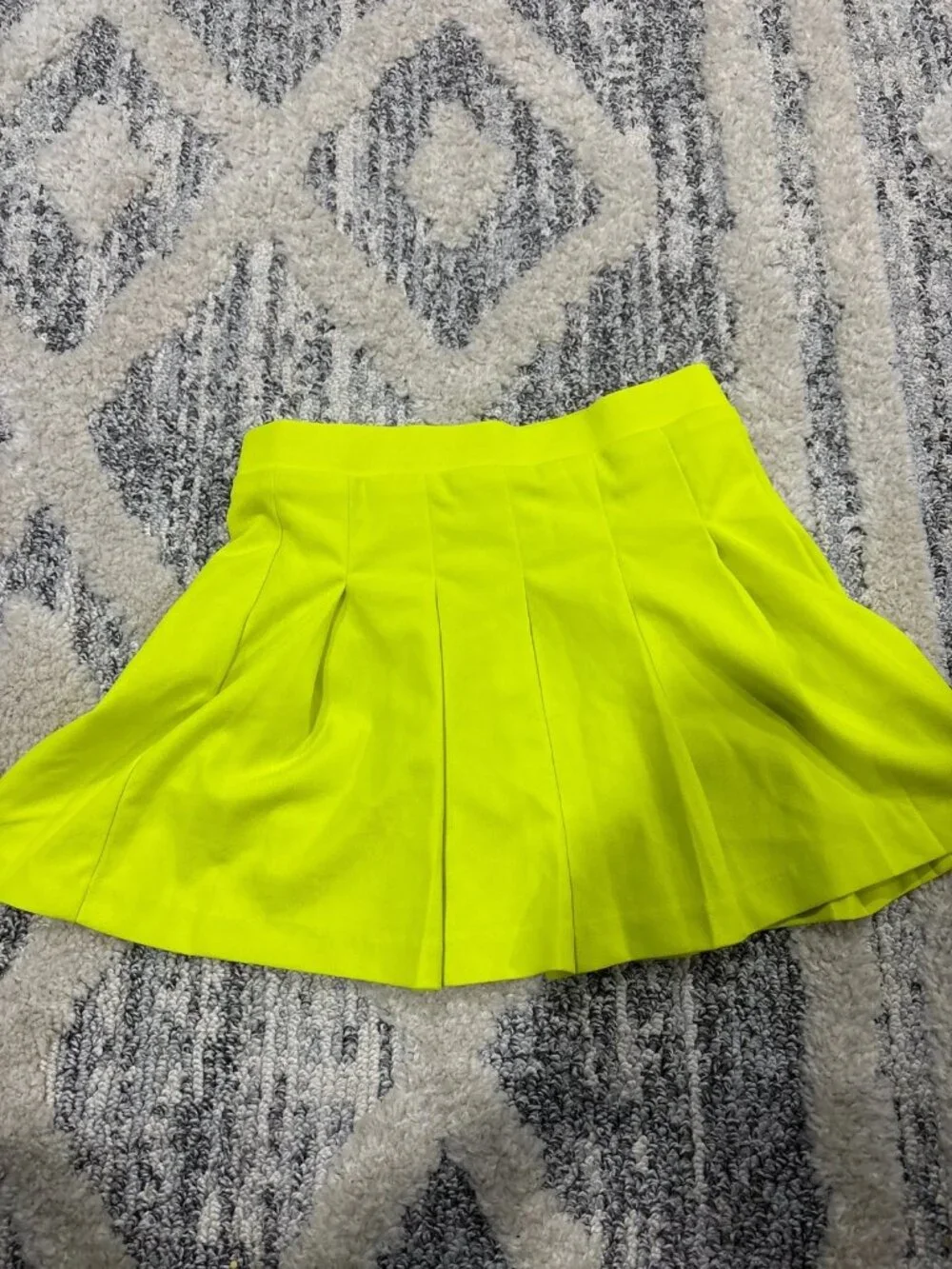 Wearever Neon Yellow Pleated Mini Skirt S